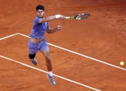 开云体育官网-法国网球队横扫西班牙网球队，纳达尔关键制胜的简单介绍