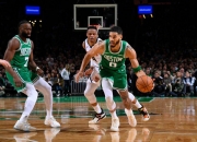 开云体育入口-湖人翻盘四川队，塔图姆惊艳四座的简单介绍