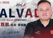 开云体育app-一位球员跃升为球队领袖，带领球队赢得胜利