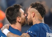 开云官网-巴黎圣日耳曼夺冠，梅西笑获胜利