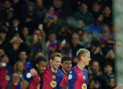 开云下载-西班牙队在比赛中表现稳健，获胜