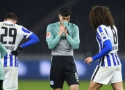 开云体育APP下载-沙尔克球队防线失误频出，严峻警告全队