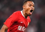 开云官网-小将在球场上大放异彩，引人瞩目的简单介绍