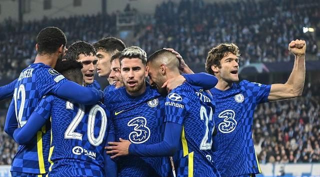 关于瓦伦西亚大胜亚特,稳固欧冠小组第二位置的信息 关于瓦伦西亚大胜亚特,稳固欧冠小组第二位置的信息