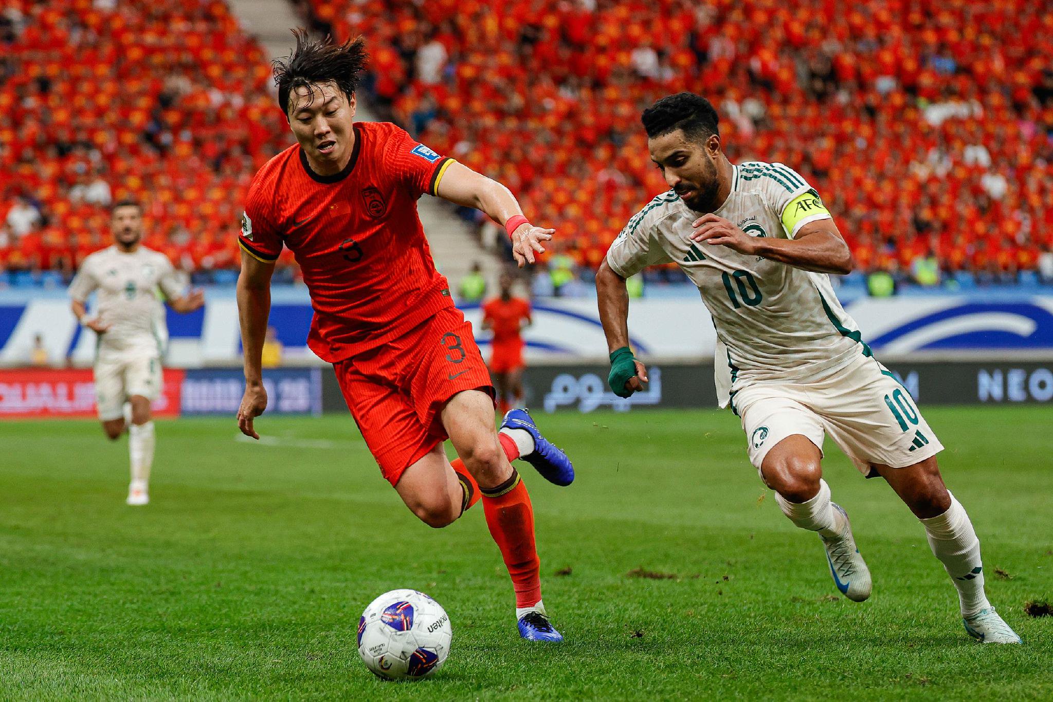 厉害的外籍球员加入国内球队,提升比赛水平 厉害的外籍球员加入国内球队,提升比赛水平