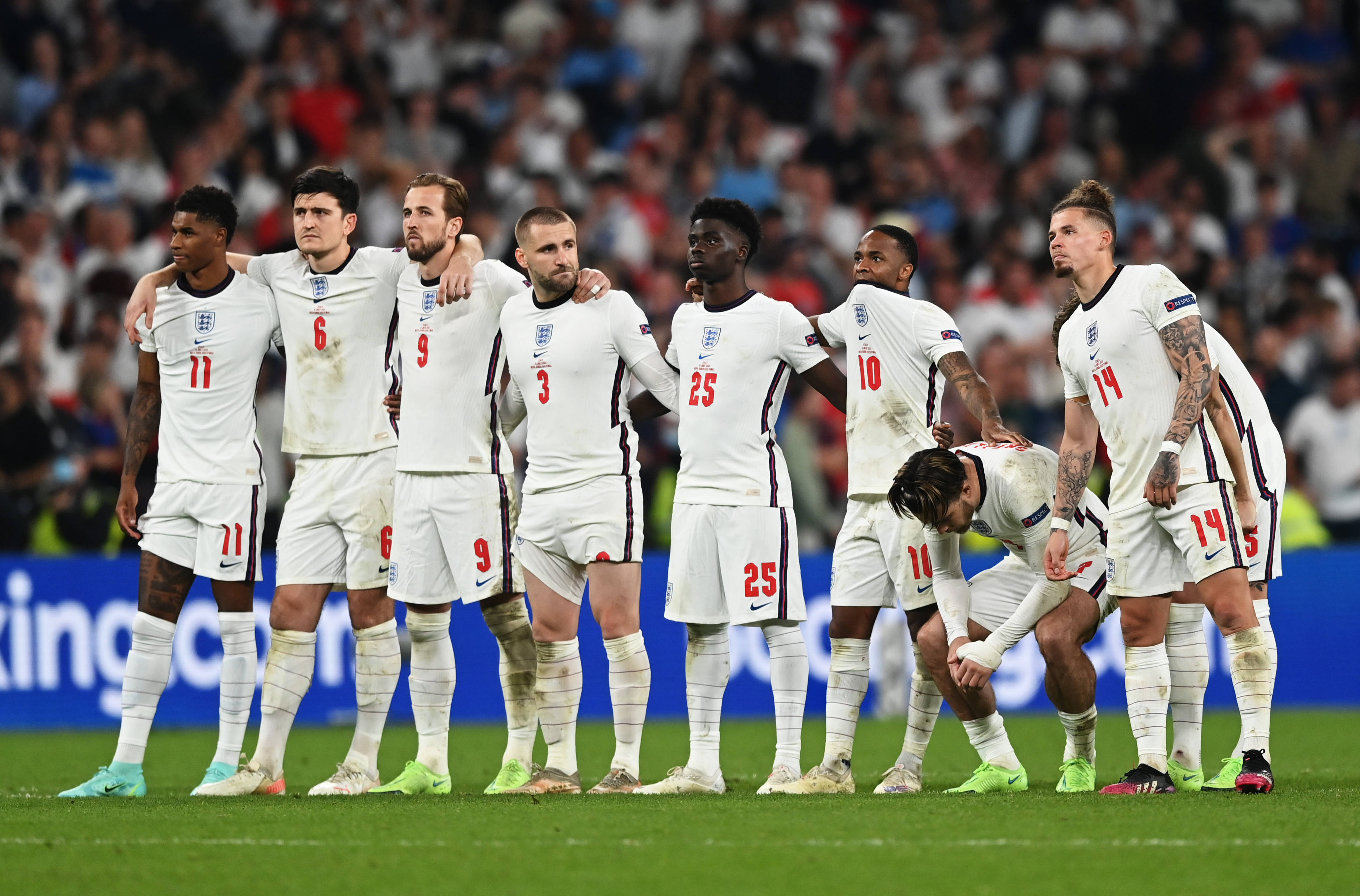 芬兰奇迹连连，大比分胜出闯入欧洲杯八强的简单介绍