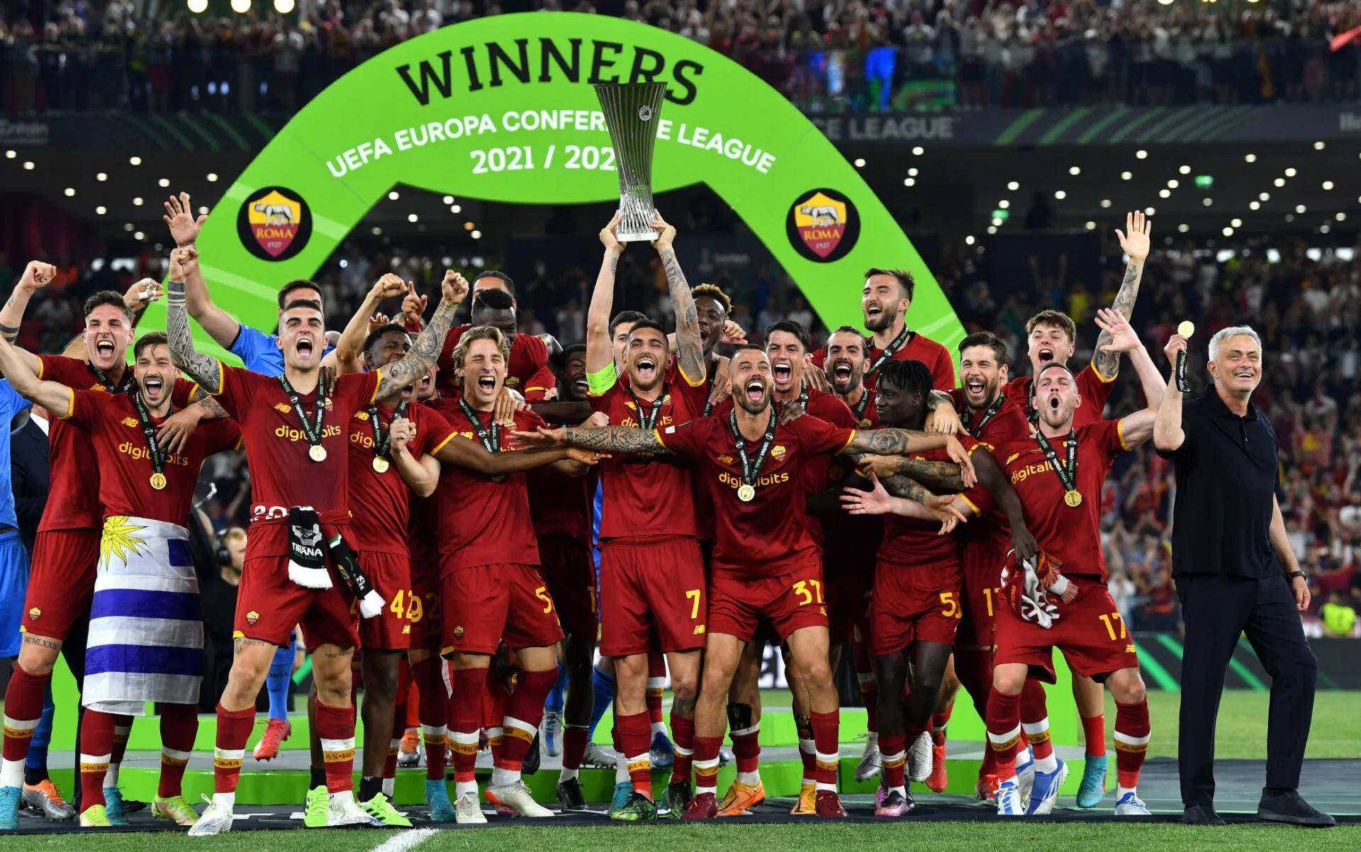 萨索洛主场战胜佛罗伦萨取得三分 萨索洛主场战胜佛罗伦萨取得三分