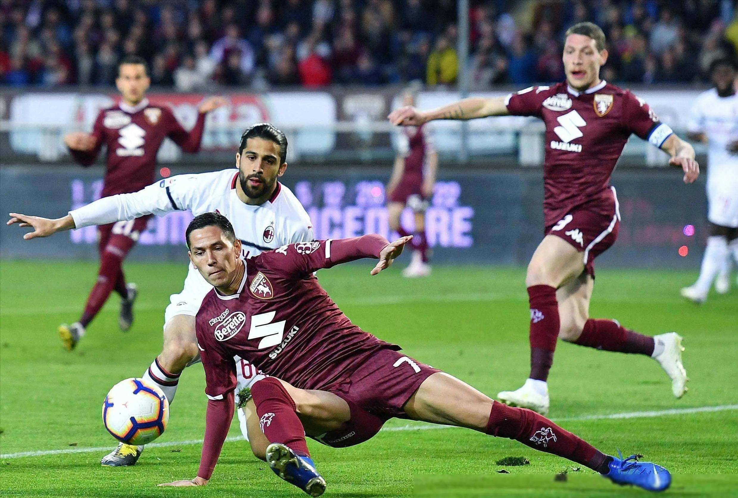 关于心有灵犀配合精准，球队轻松击败对手的信息