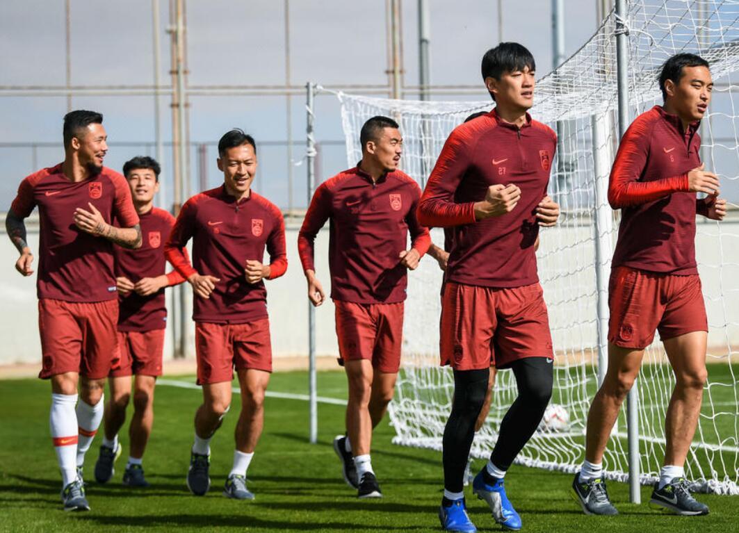 关于新加坡球队咬牙迎战菲律宾队,士气高涨的信息 关于新加坡球队咬牙迎战菲律宾队,士气高涨的信息