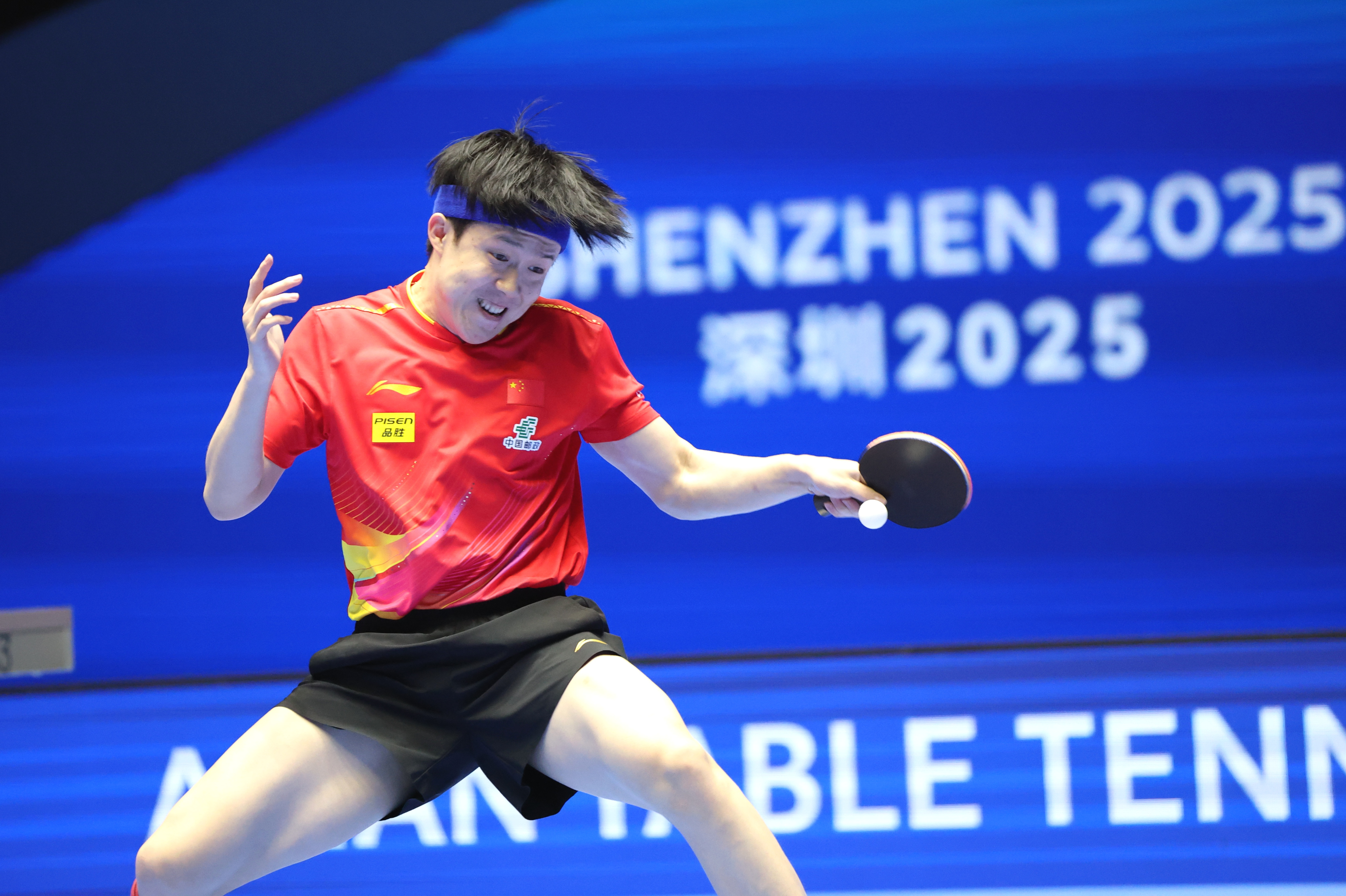 关于强队实力展现角逐国际赛事夺得冠军的信息 关于强队实力展现角逐国际赛事夺得冠军的信息