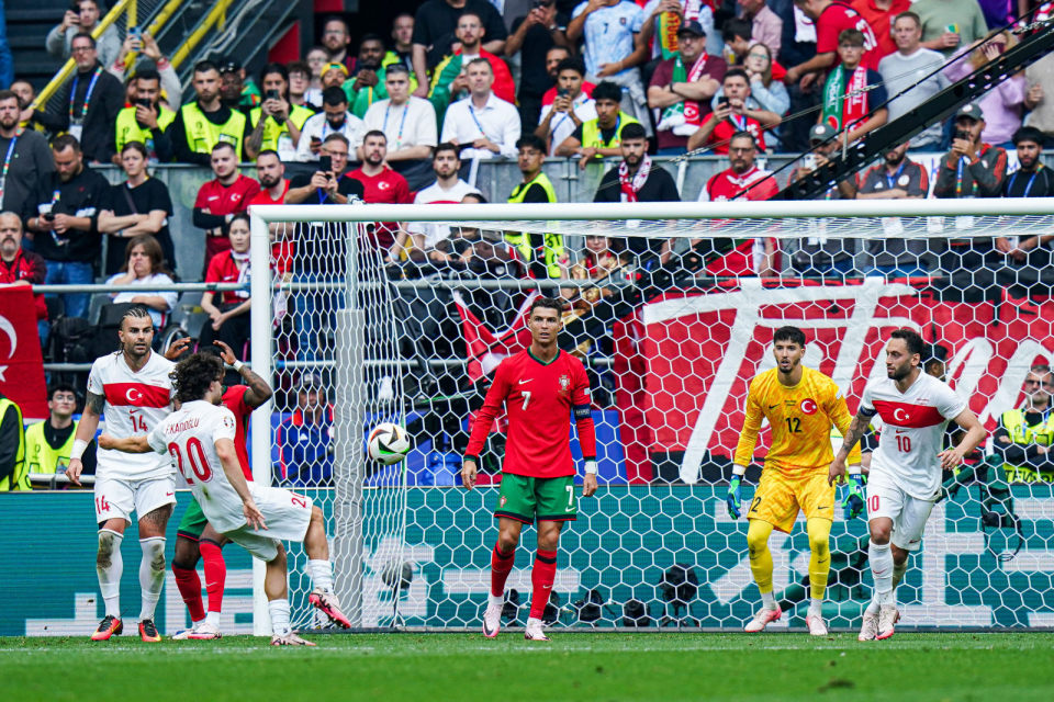 关于比利时领先分组，锁定欧洲杯席位的信息