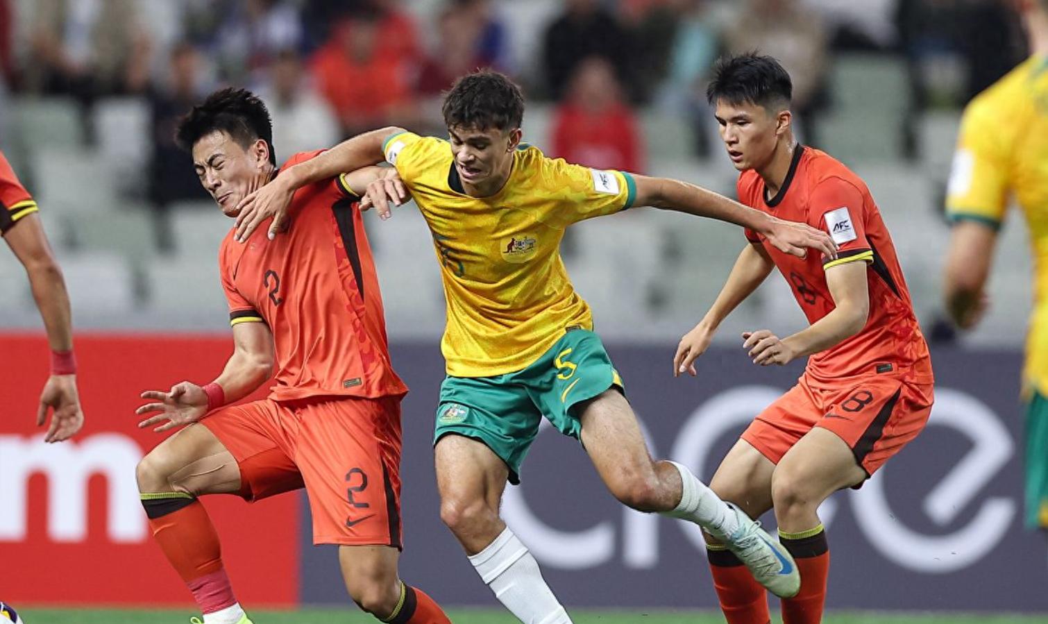 亚洲大陆杯赛中两支球队将争夺胜利