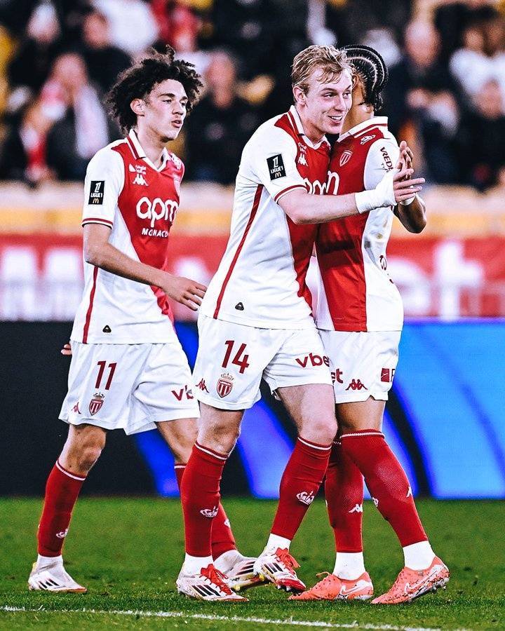 沃尔夫斯堡新援闪耀,球队战绩频现好转!的简单介绍 沃尔夫斯堡新援闪耀,球队战绩频现好转!的简单介绍