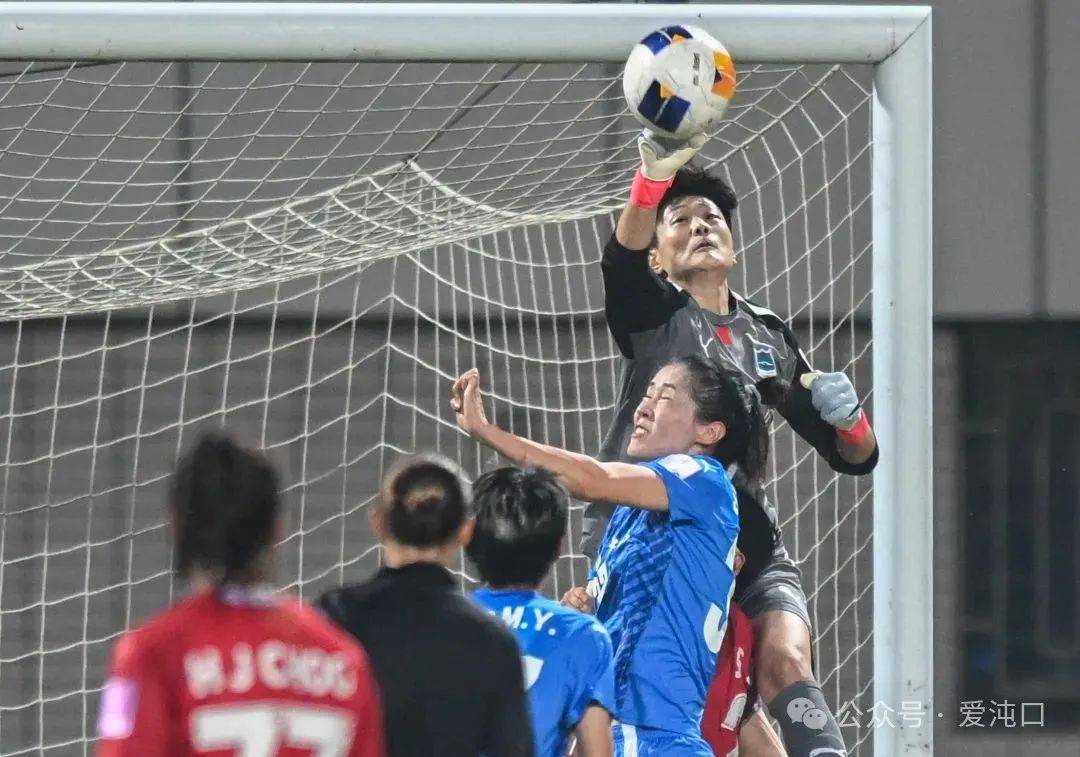 球员技术娴熟,为球队稳定胜局的简单介绍 球员技术娴熟,为球队稳定胜局的简单介绍