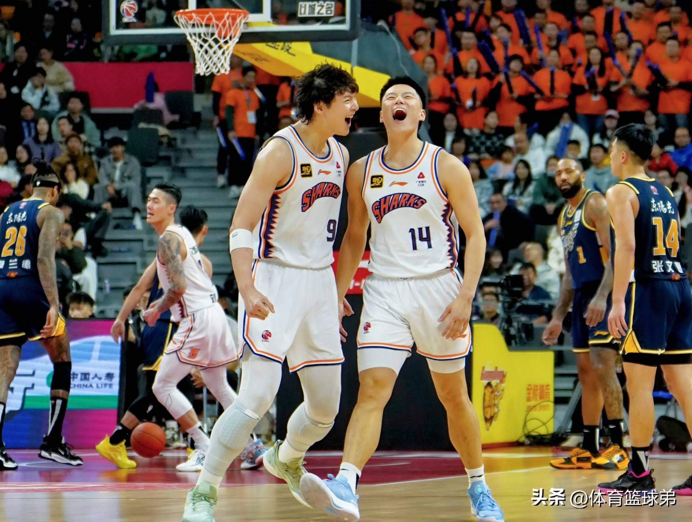 技惊四座绝杀逆转,球队士气大振迎战的简单介绍 技惊四座绝杀逆转,球队士气大振迎战的简单介绍