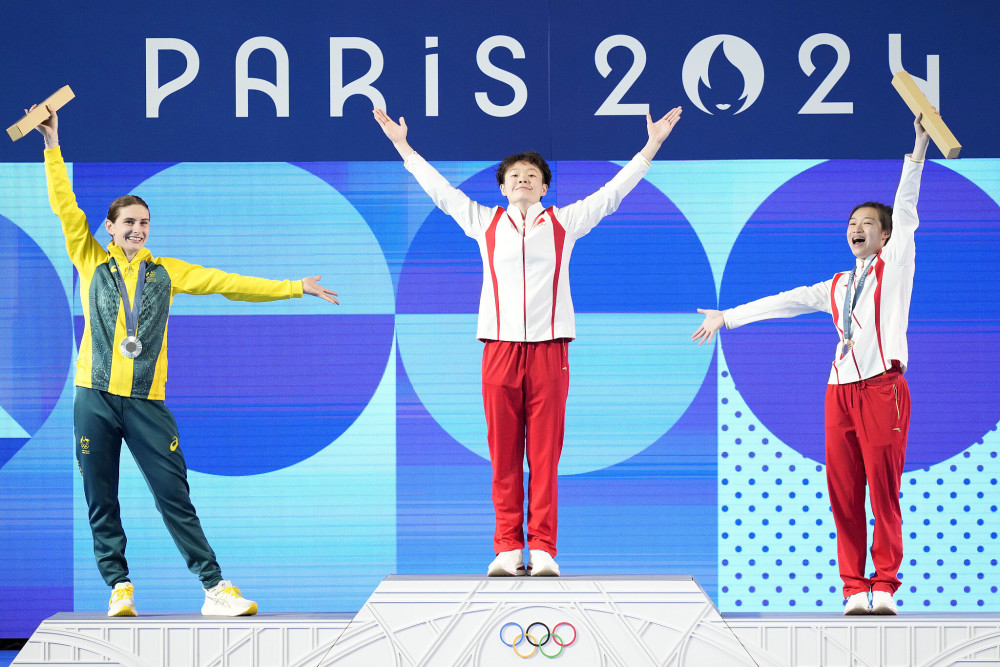 津巴布韦选手在女子跳水比赛中取得奖牌 津巴布韦选手在女子跳水比赛中取得奖牌