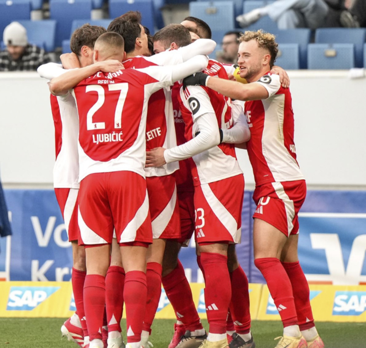 柏林联队斩获胜利,表现出色引人瞩目 柏林联队斩获胜利,表现出色引人瞩目