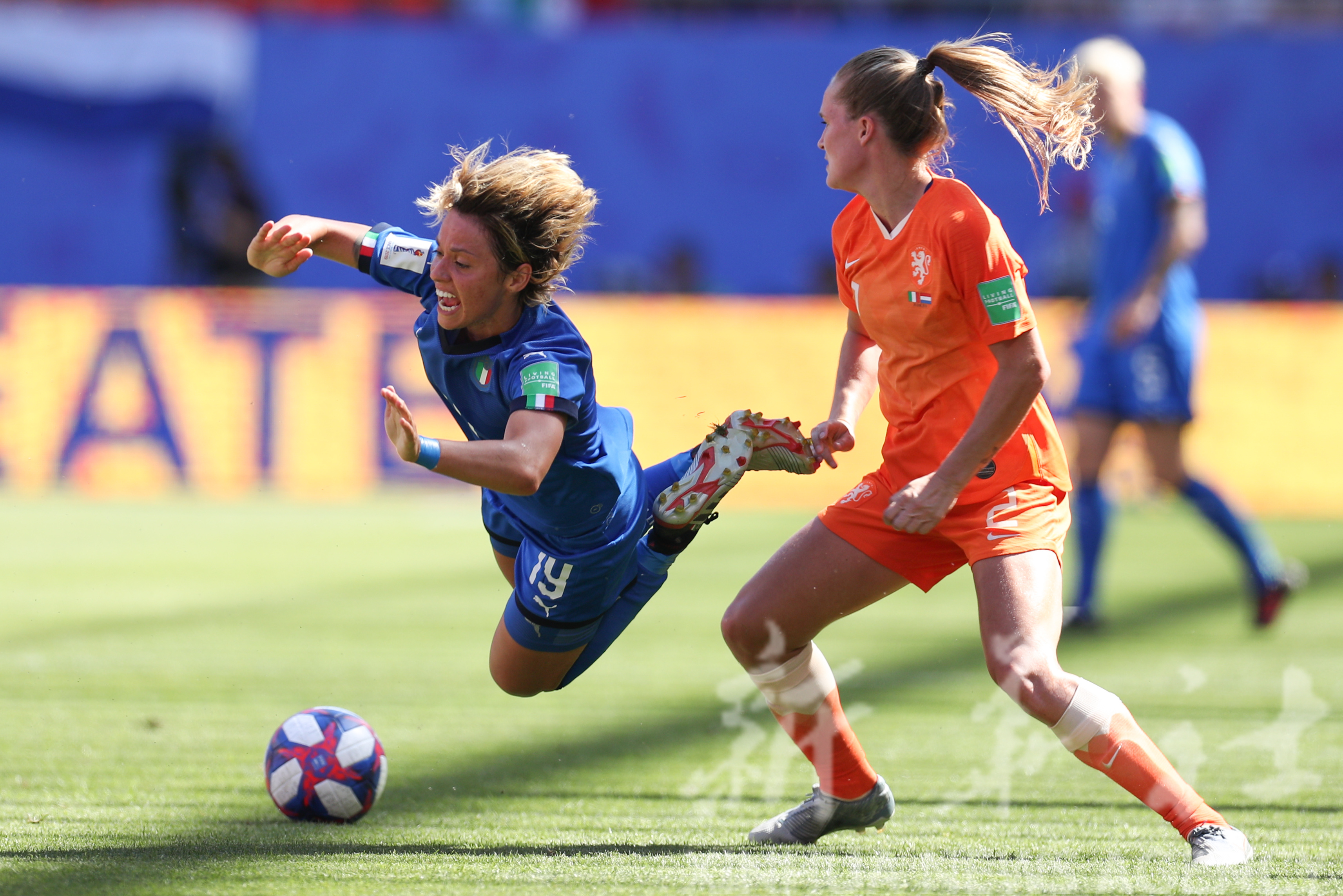 意大利足球联赛发生严重暴力事件