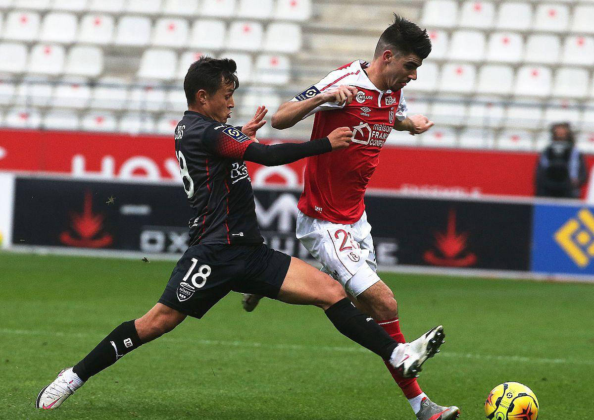 甘冈客场大胜斯特拉斯堡，取得胜利