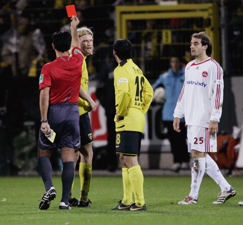 纽伦堡主场失利，追平积分榜尾的简单介绍