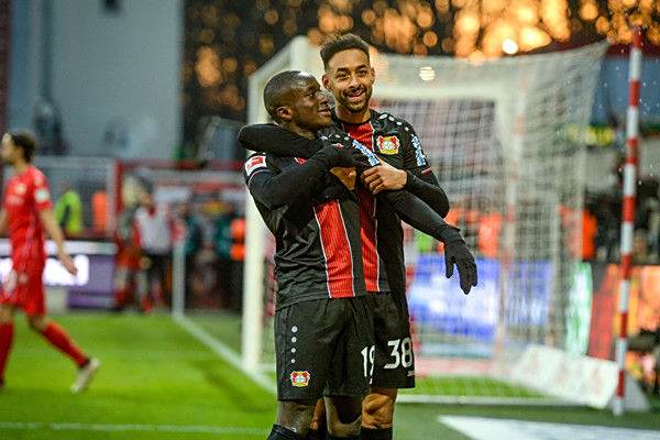 比赛精彩,亚特兰大险胜对手晋级 比赛精彩,亚特兰大险胜对手晋级