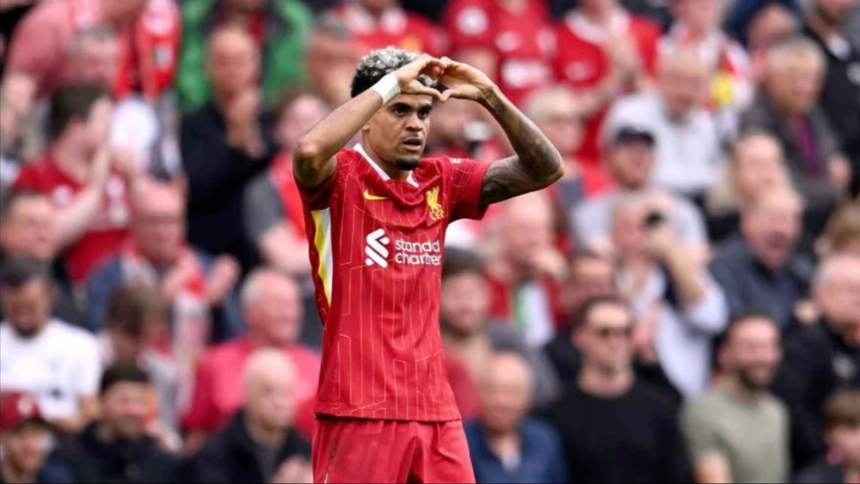 包含利物浦主场击败拜仁慕尼黑，提前锁定小组出线资格的词条