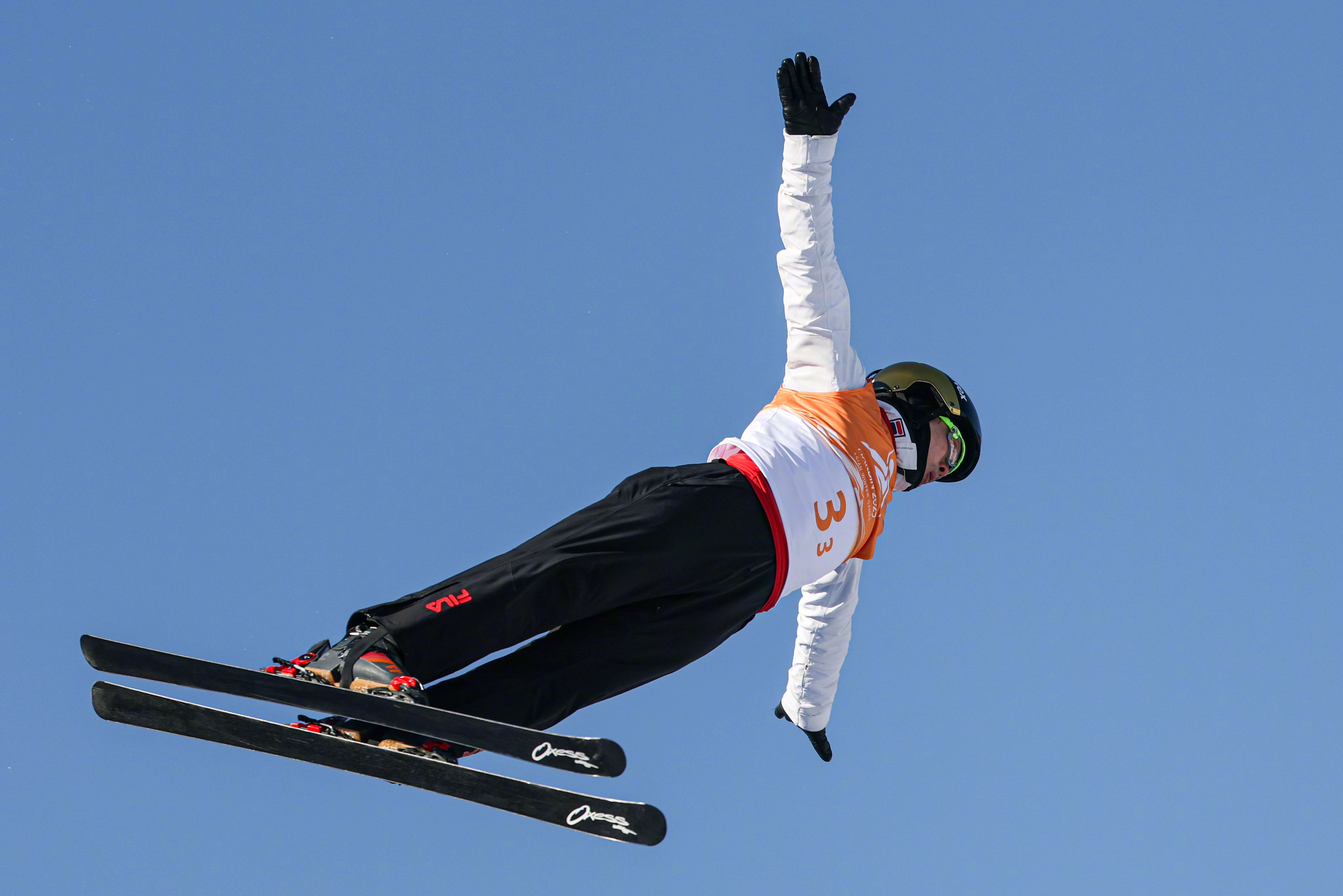 精湛技艺在比赛中展露无遗,成为赛场焦点的简单介绍 精湛技艺在比赛中展露无遗,成为赛场焦点的简单介绍