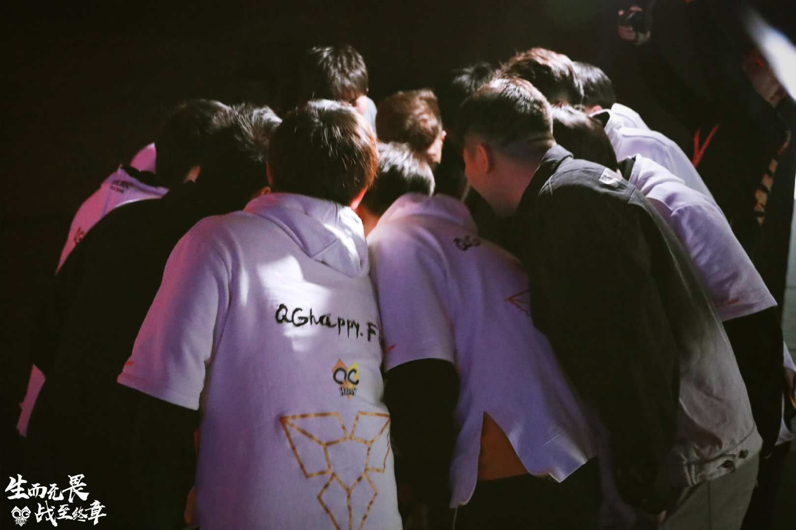 沙尔克队实力不凡,备战对手争夺胜利 沙尔克队实力不凡,备战对手争夺胜利