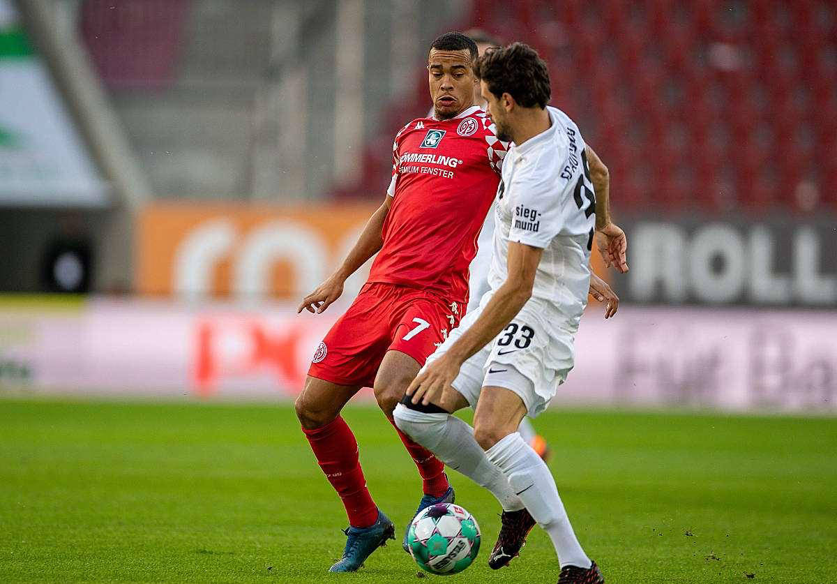 沃尔夫斯堡客场易惨败,遭遇狂风颓势 沃尔夫斯堡客场易惨败,遭遇狂风颓势