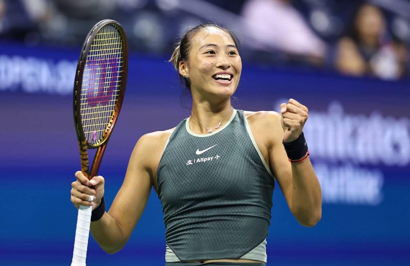 CLG险胜G2，Canyon开启传奇时刻八强赛3:2（上海）