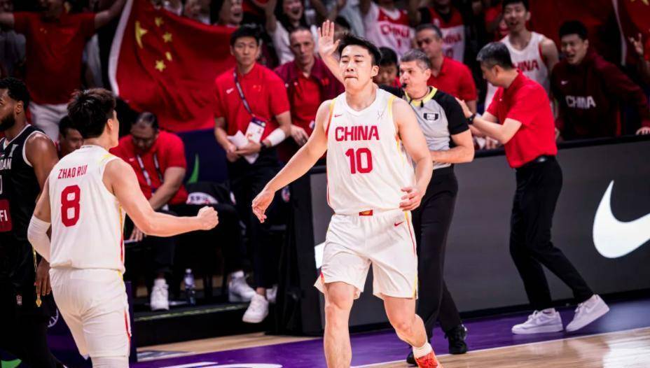 黎巴嫩代表队决胜千里，夺魁天下