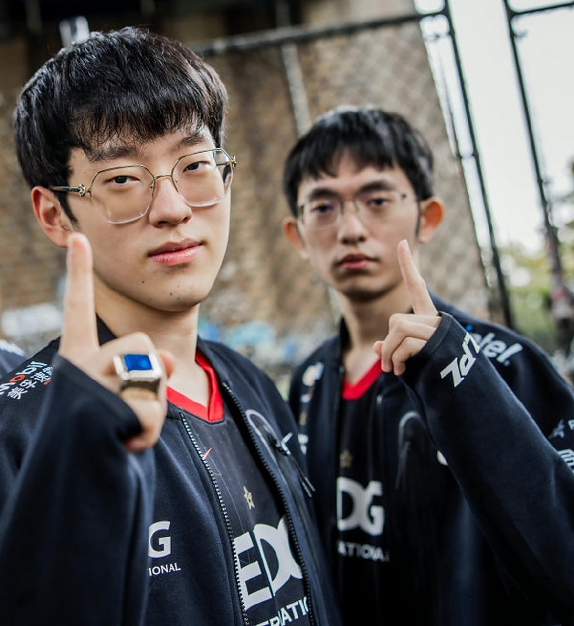 关于EDG绝杀RNG,Scout关键团战开团秒人强强对话小组赛,技惊四座的信息 关于EDG绝杀RNG,Scout关键团战开团秒人强强对话小组赛,技惊四座的信息