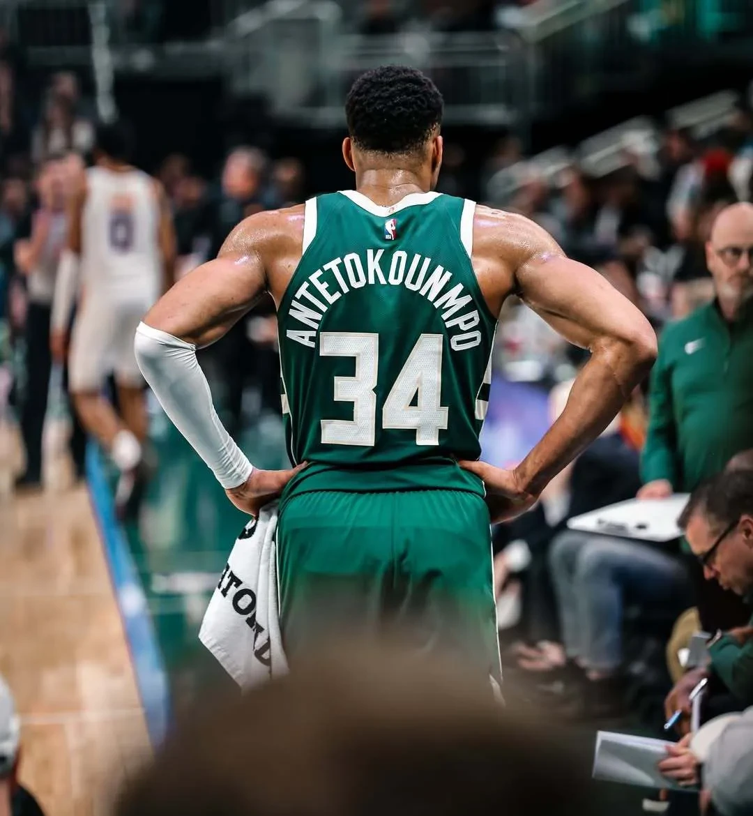 关于篮网逆转独行侠,字母哥一己之力扛起全队的信息 关于篮网逆转独行侠,字母哥一己之力扛起全队的信息