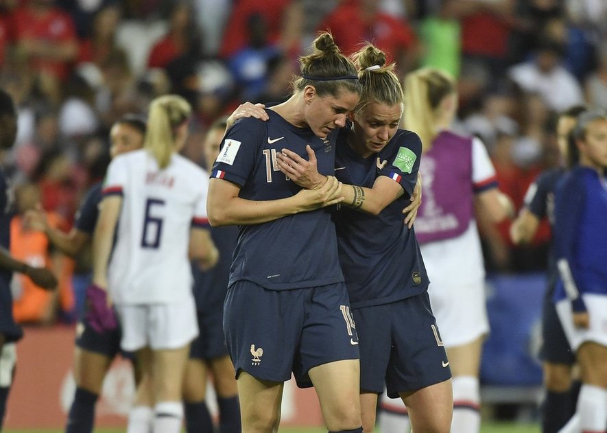 韩国羽毛球队爆冷法国羽毛球队,谌龙制霸全场的简单介绍 韩国羽毛球队爆冷法国羽毛球队,谌龙制霸全场的简单介绍