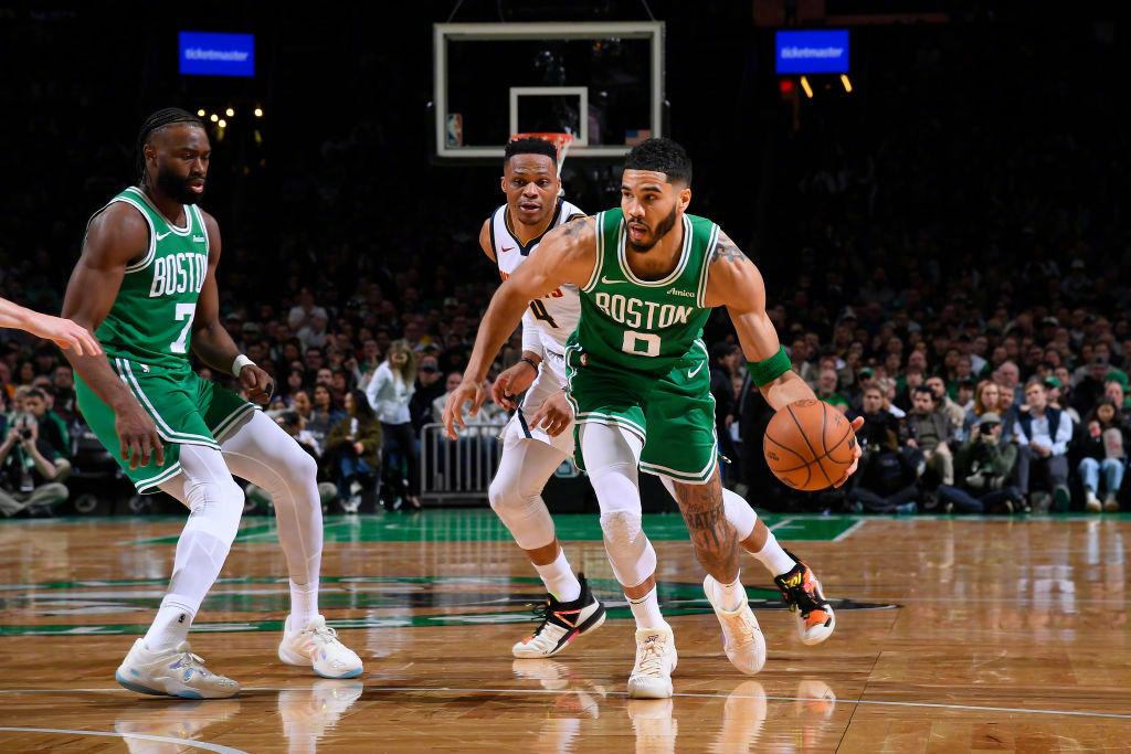 湖人翻盘四川队,塔图姆惊艳四座的简单介绍 湖人翻盘四川队,塔图姆惊艳四座的简单介绍