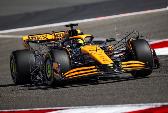 哈斯车队碾压索伯车队,阿隆索统治全场的简单介绍 哈斯车队碾压索伯车队,阿隆索统治全场的简单介绍